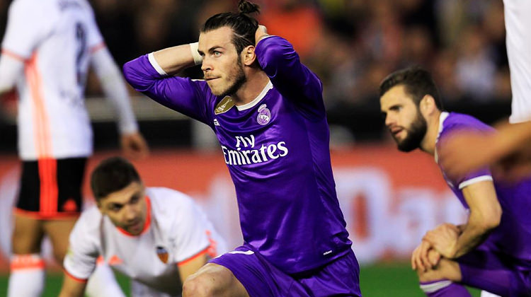 Real Madrid büyük fırsatı tepti!