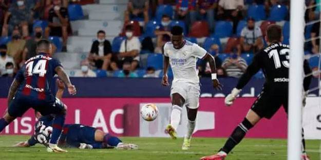 Real Madrid - Levante maçında gol yağmuru