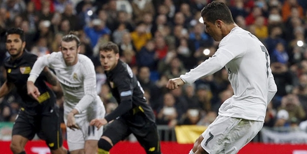 Real Madrid Sevilla'yı ezdi geçti!