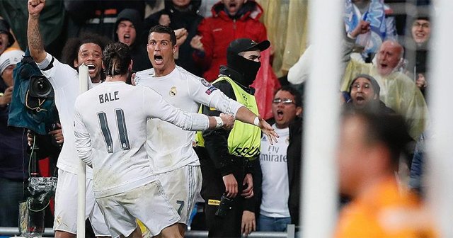 Real Madrid Wolfsburg takımını 3-0 yenerek yarı finale yükseldi