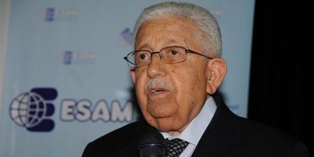 Recai Kutan'dan sert tepki: İnsanlık bugün tarihin en karanlık dönemini yaşıyor
