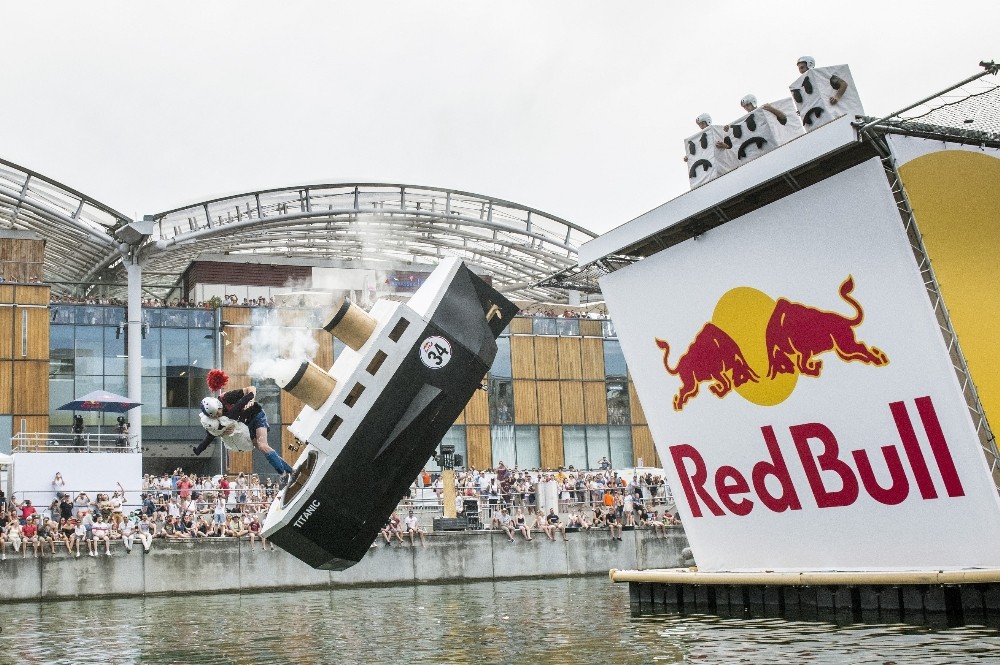 Red Bull Uçuş Günü Fransa ve Sırbistan’ın ardından Türkiye’de 