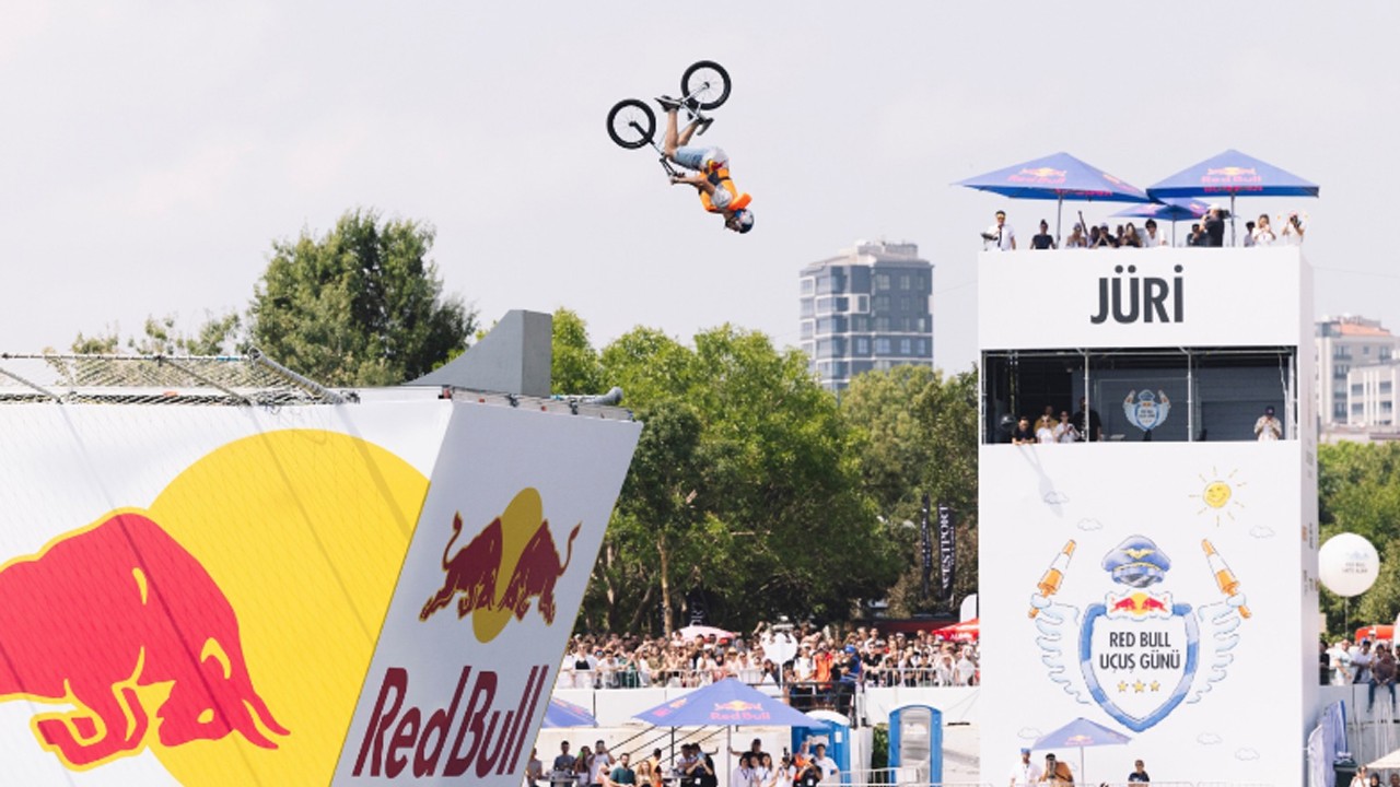 Red Bull Uçuş Günü Geri Dönüyor
