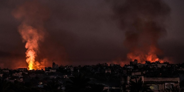 Refah'taki belediye binasında yangın!