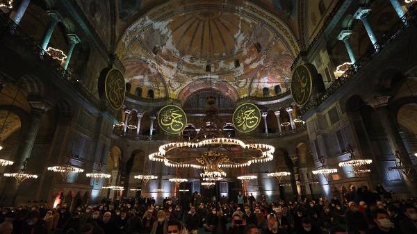 Regaip kandili anlamı ne? Regaip kandili ne demek, Regaip kandilinde neler oldu?