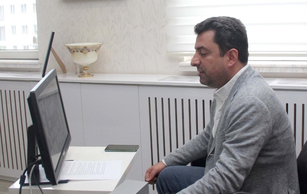“Rehber öğretmen okulun dışa bakan yüzüdür” 