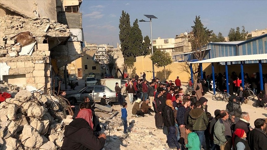 Rejim bölgesinde kriz büyüyor! Karaborsa ekmek