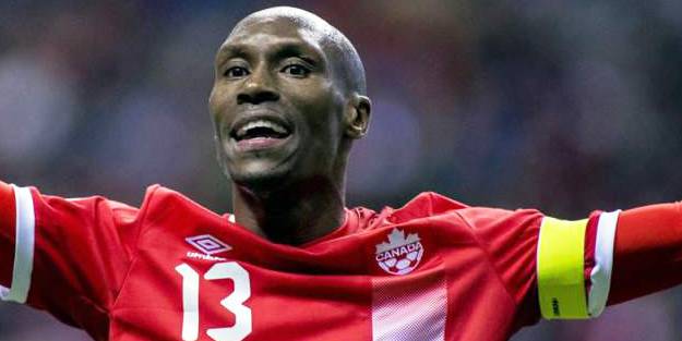 Rekorların adamı Atiba Hutchinson