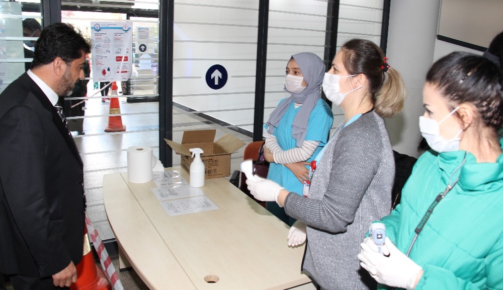 Rektör Aldemir, ADÜ Hastanesinde alınan önlemleri inceledi 