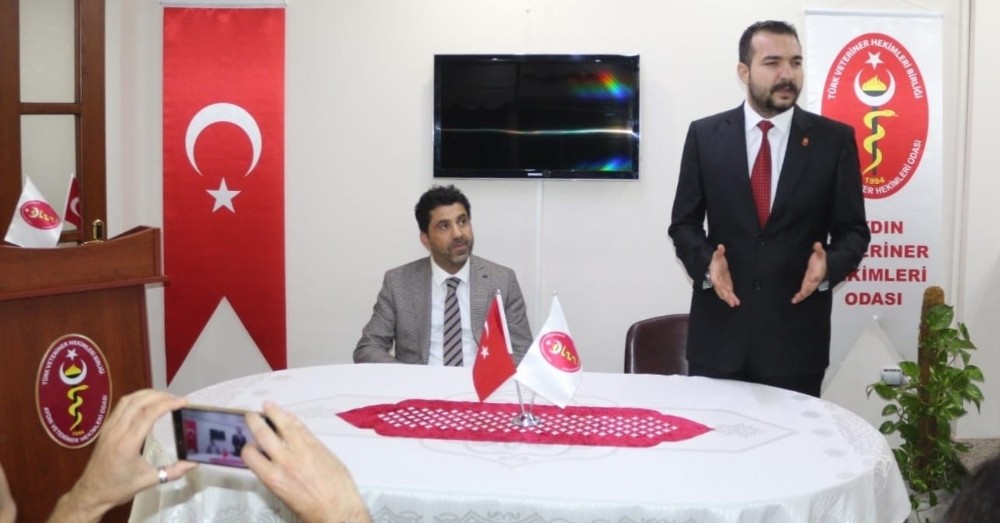 Rektör Aldemir, meslektaşı veterinerlerin kış söyleşilerine konuk oldu 