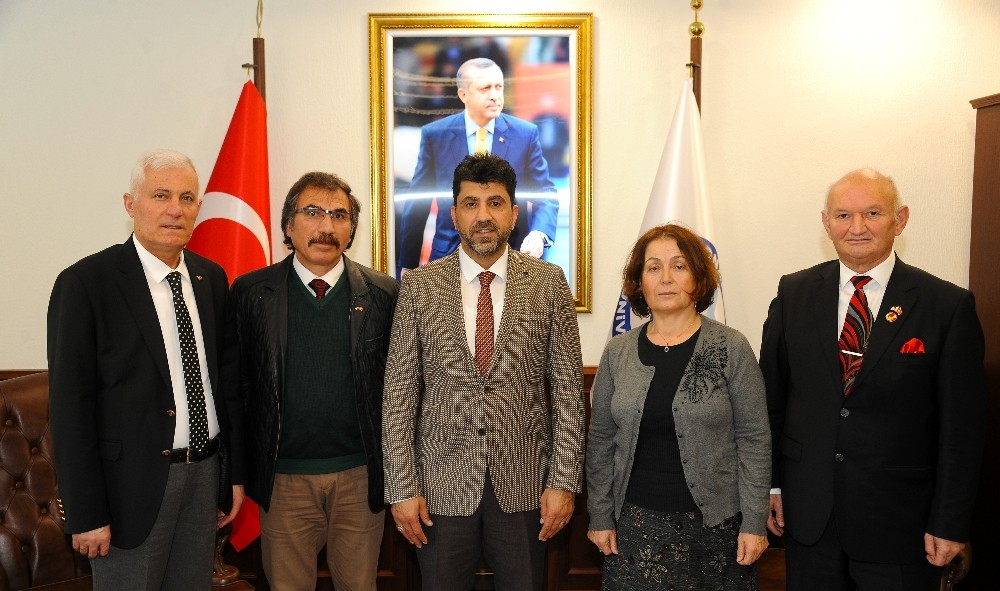 Rektör Aldemir, şehit aileleri ve gazileri ağırladı 