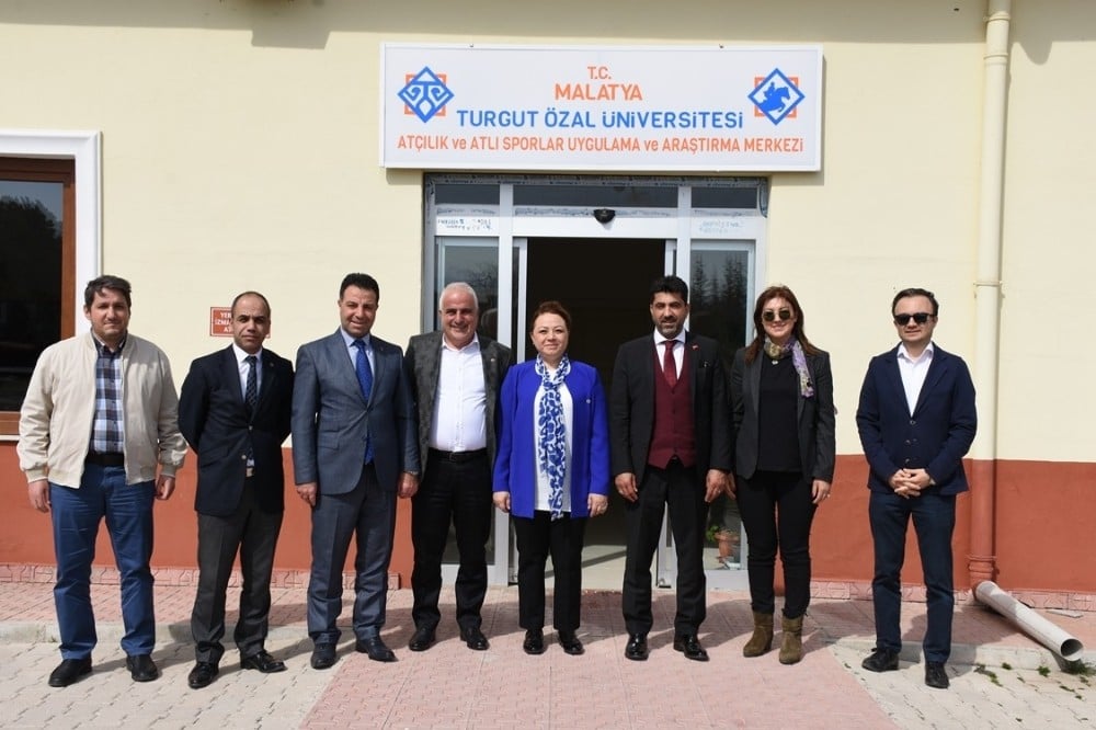 Rektör Aldemir, Türk Veteriner Hekimleri Birliği kutlama programına katıldı 