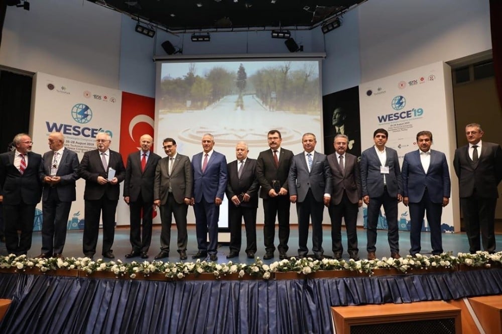 Rektör Alma, Dünya Enerji Stratejileri Kongresi ve Fuarı’na katıldı 