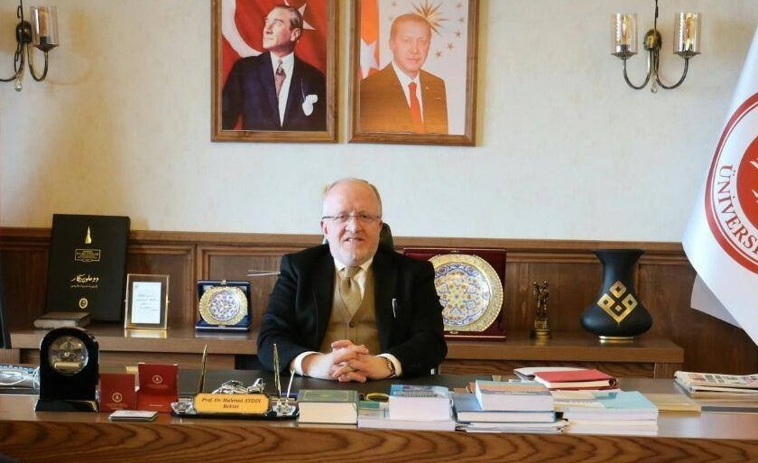 Rektör Aydın: “Türkiye inançla hareket eden insanların emekleriyle yükselmektedir” 