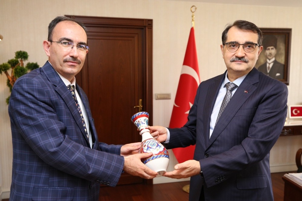 Rektör Beydemir’den Bakan Dönmez’e ziyaret 