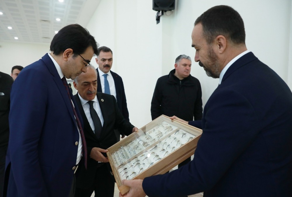 Rektör Çomaklı, İnsan Kaynakları Ofisi Başkanı Salim Atay’ı ağırladı 