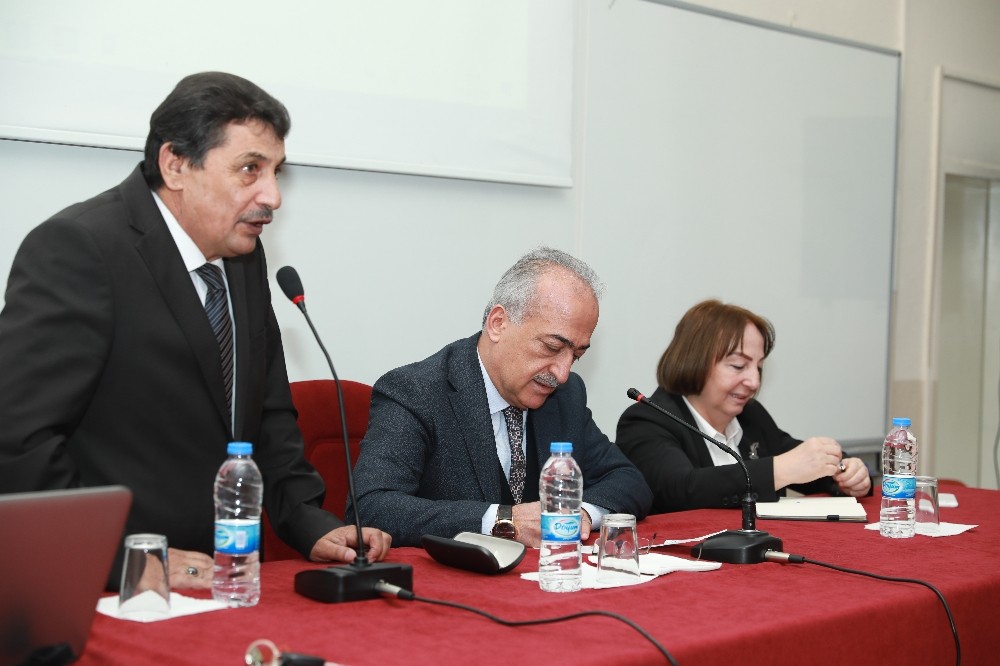 Rektör Çomaklı, KKEF ailesiyle bir araya geldi 