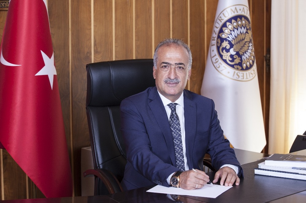 Rektör Çomaklı’dan ’Biz Bize Yeteriz Türkiyem’ kampanyasına destek 