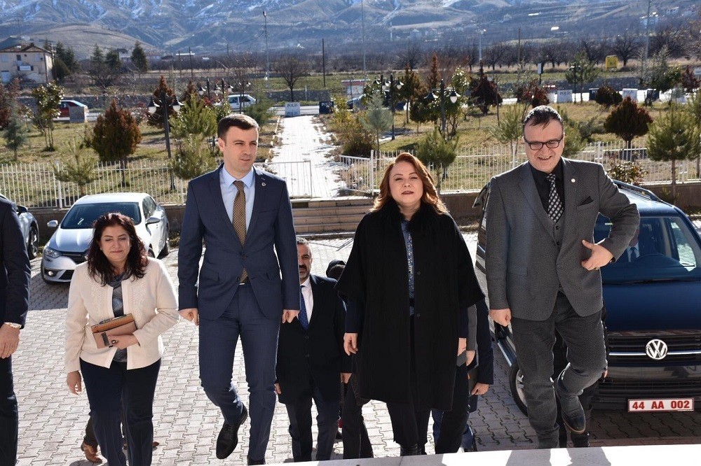Rektör Karabulut’tan Kale ziyareti 