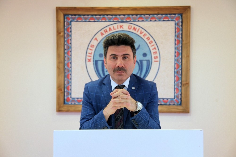 Rektör Karacoşkun’nun 10 Ocak Çalışan Gazeteciler Günü kutlama mesajı 
