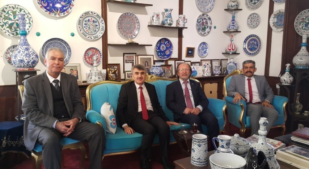 Rektör Uysal’dan çini sanatçılarına ziyaret 