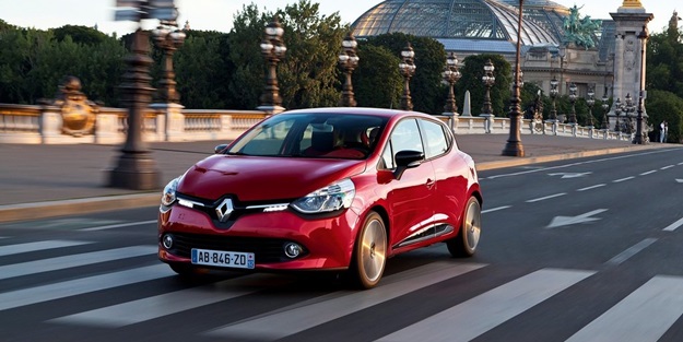 Renault modelleri nisana hızlı girdi