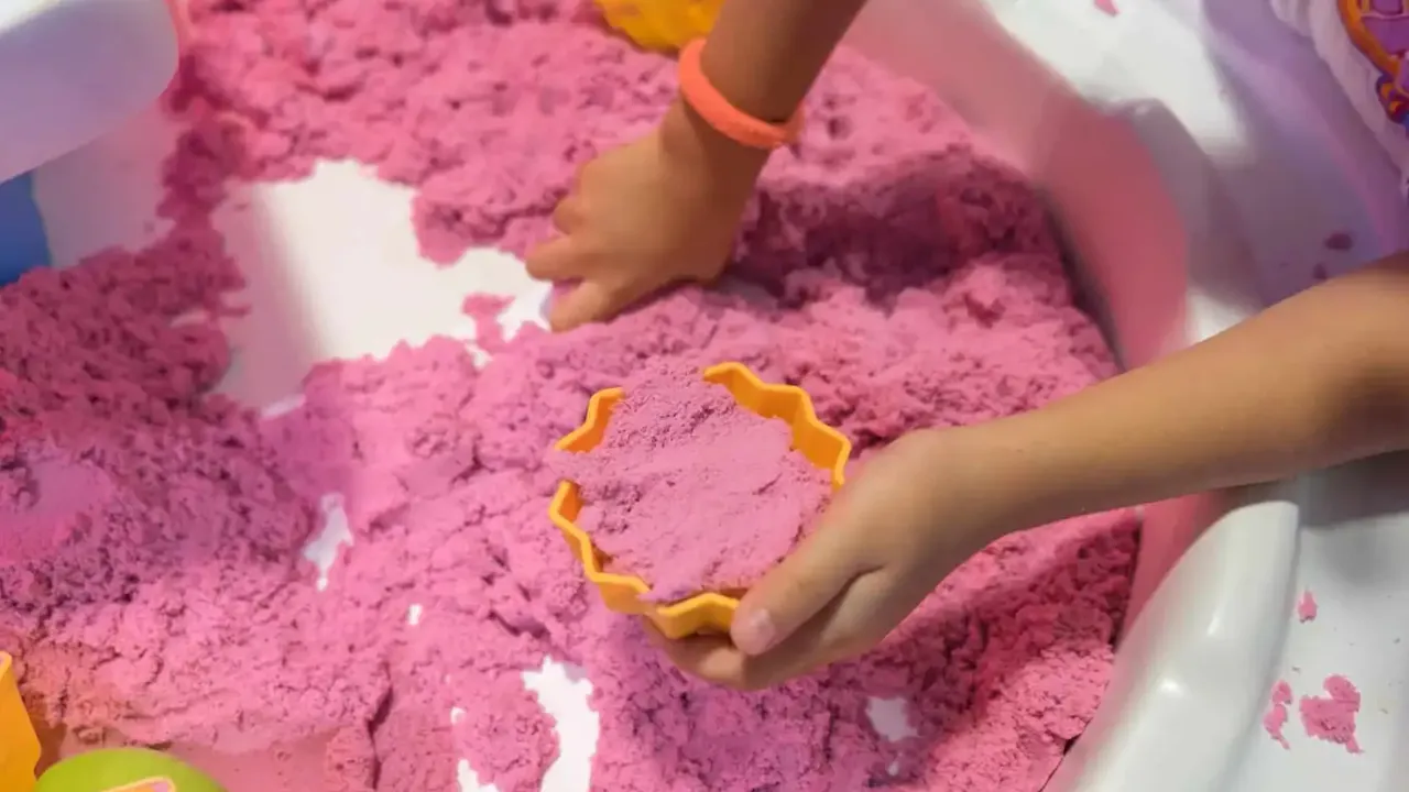 Renkli oyun kumlarında ölümcül asbest bulundu!