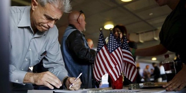 Resesyon sonrası ABD'de işsizlik maaşı başvuruları beklenenden...