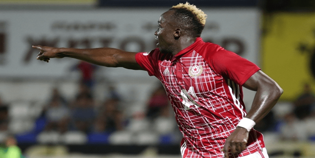 Resmen duyurdular! Fenerbahçe'ye sürpriz forvet Ali Sowe