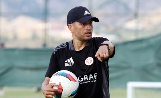 Resmen duyuruldu! Antalyaspor’dan Alex De Souza kararı