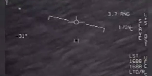 Resmen paylaştılar! Pentagon'dan gündeme bomba gibi düşen ‘Tanımlanamayan cisim’ görüntüleri