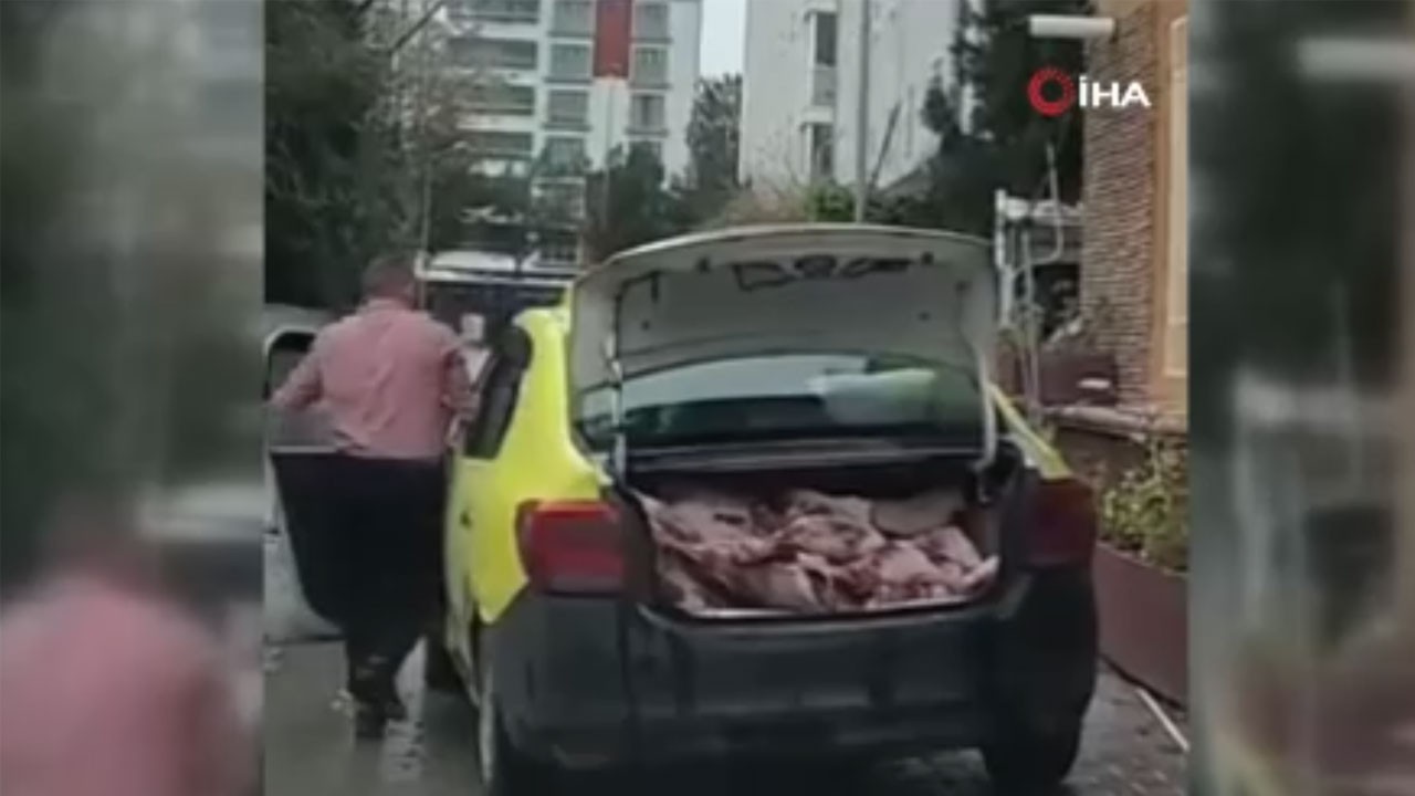 Resmen sağlığımızla oynuyorlar! Ticari taksinin bagajında mide bulandıran görüntü