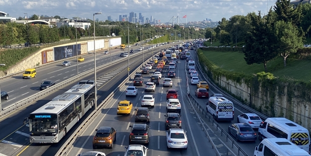 Resmi Gazete’de yayımlandı... Araç sahipleri dikkat! Yeni dönem başladı