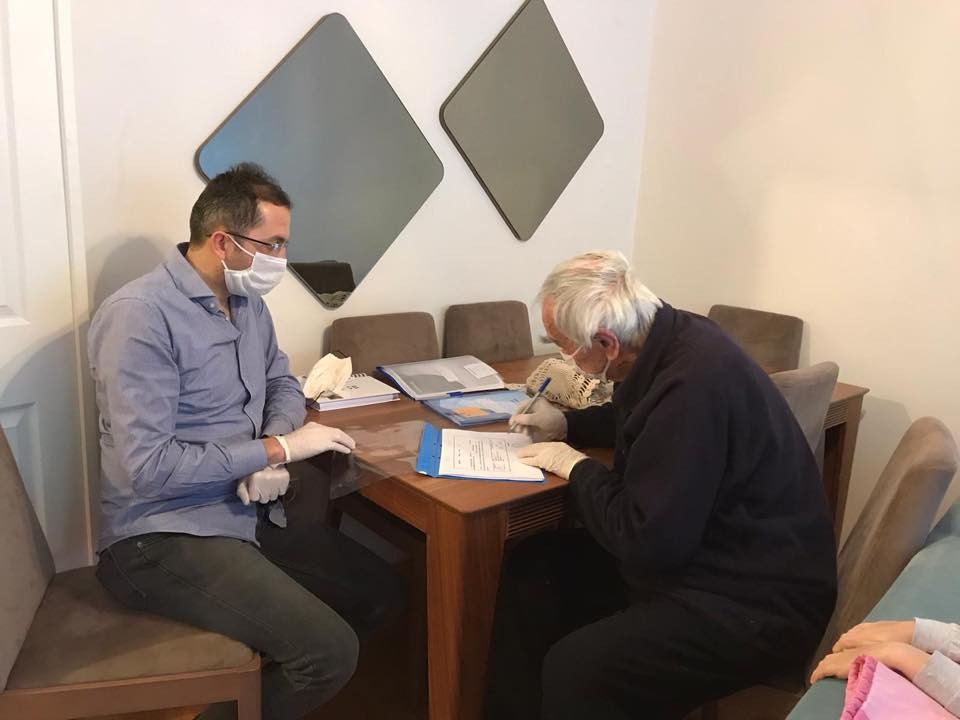 Resmi tatillerde esnafın ayağına gidiyorlar 