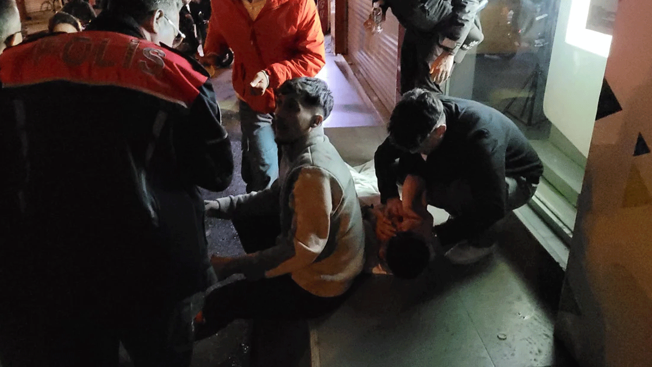 Restoranda tuvalet kavgasından 2 kişi yaralandı!