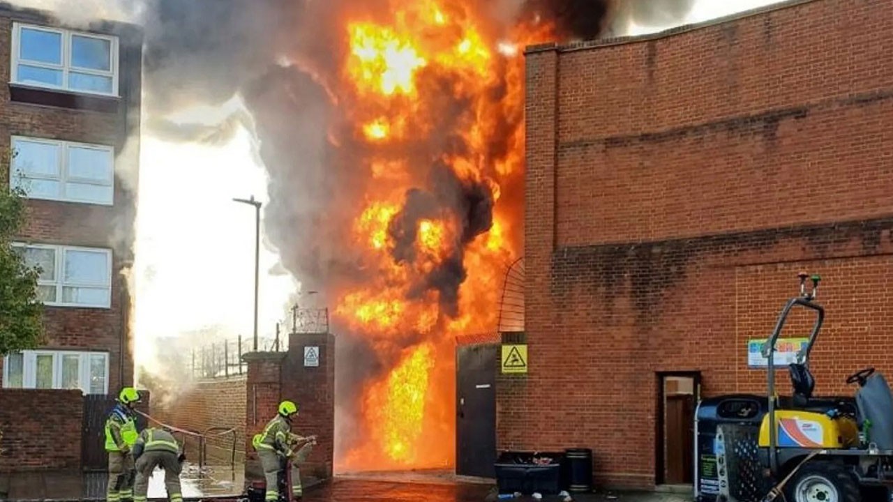 Restoranda yangın çıktı! 22 kişi alevler içinde yandı