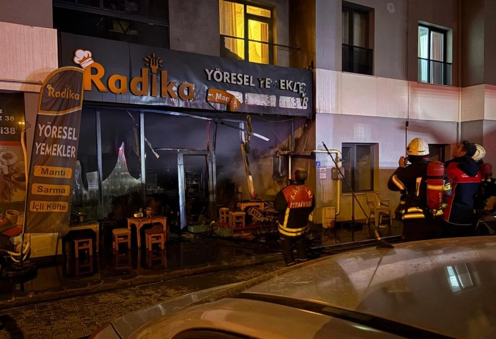 Restoranda yangın paniği