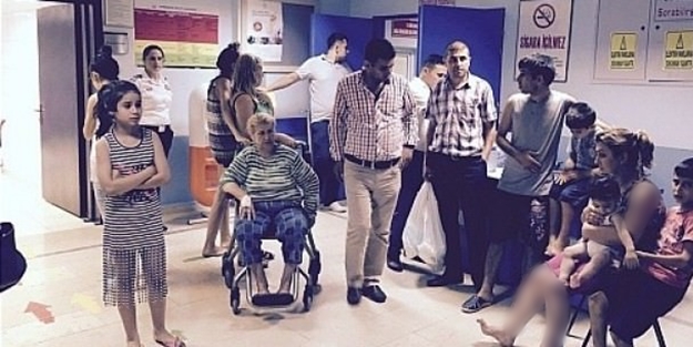 Restoranın tavanı çöktü: 12 yaralı