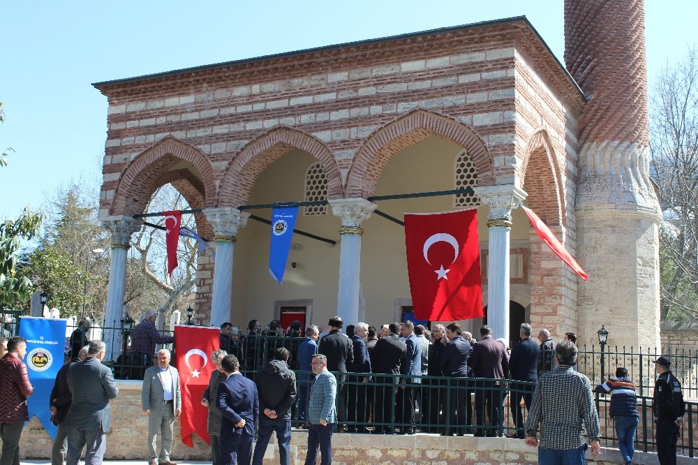 Restorasyonu tamamlanan Burmalı Mescit ibadete açıldı 