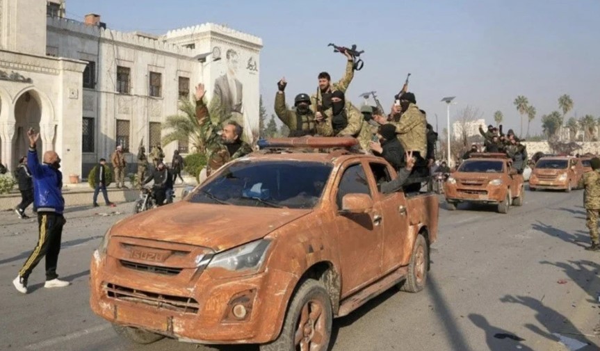 Reuters acil koduyla duyurdu! Muhalifler Şam'a girmek üzere!