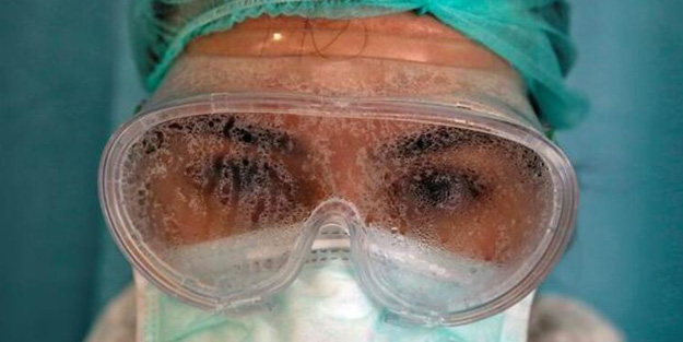 Reuters servis etti! Türk hemşire dünya gündeminde