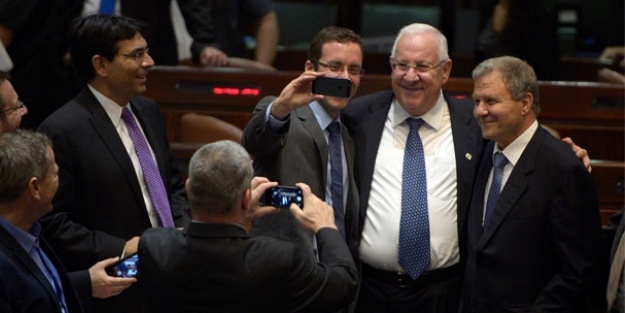 Reuven Rivlin İsrail Cumhurbaşkanı seçildi