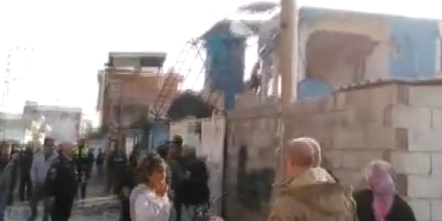 Reyhanlı'ya 2 roket daha düştü