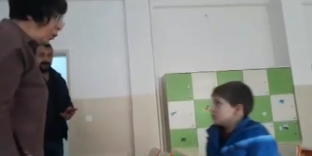 Rezalet görüntü! Öğretmen, engelli öğrencisini darp etti