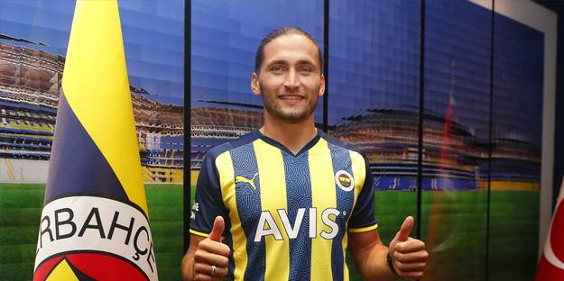 Rıdvan Dilmen'i topa tuttular!