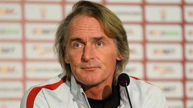 Riekerink takımına sahip çıktı