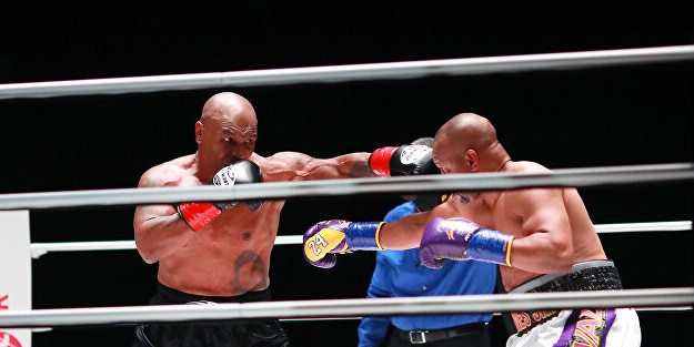 Ringlere geri dönen Mike Tyson'un kazandığı para dudak uçuklattı