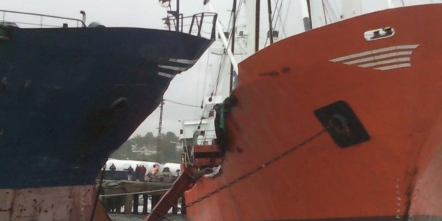 Riva'da Türk bayraklı iki kum kosteri çarpıştı