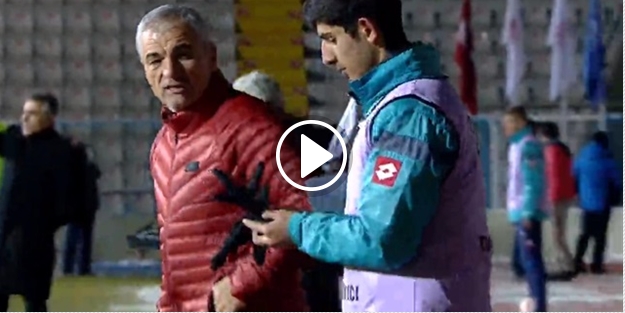 Rıza Hoca'dan alkış toplayan hareket