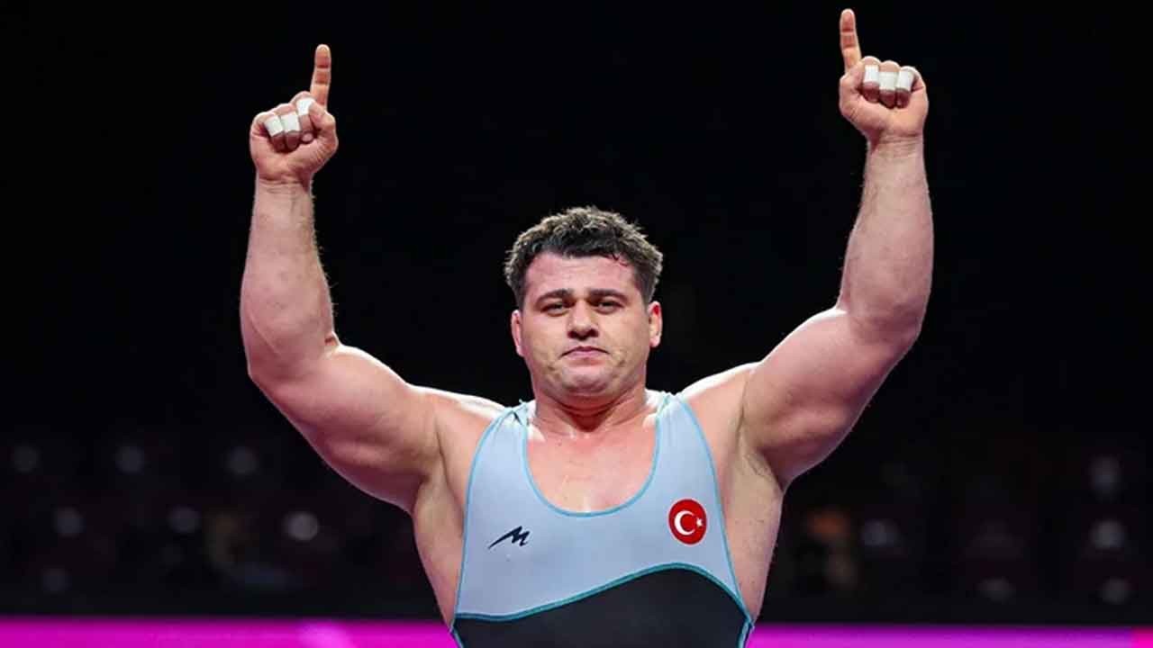 Rıza Kayaalp Türkiye'yi gururlandırdı